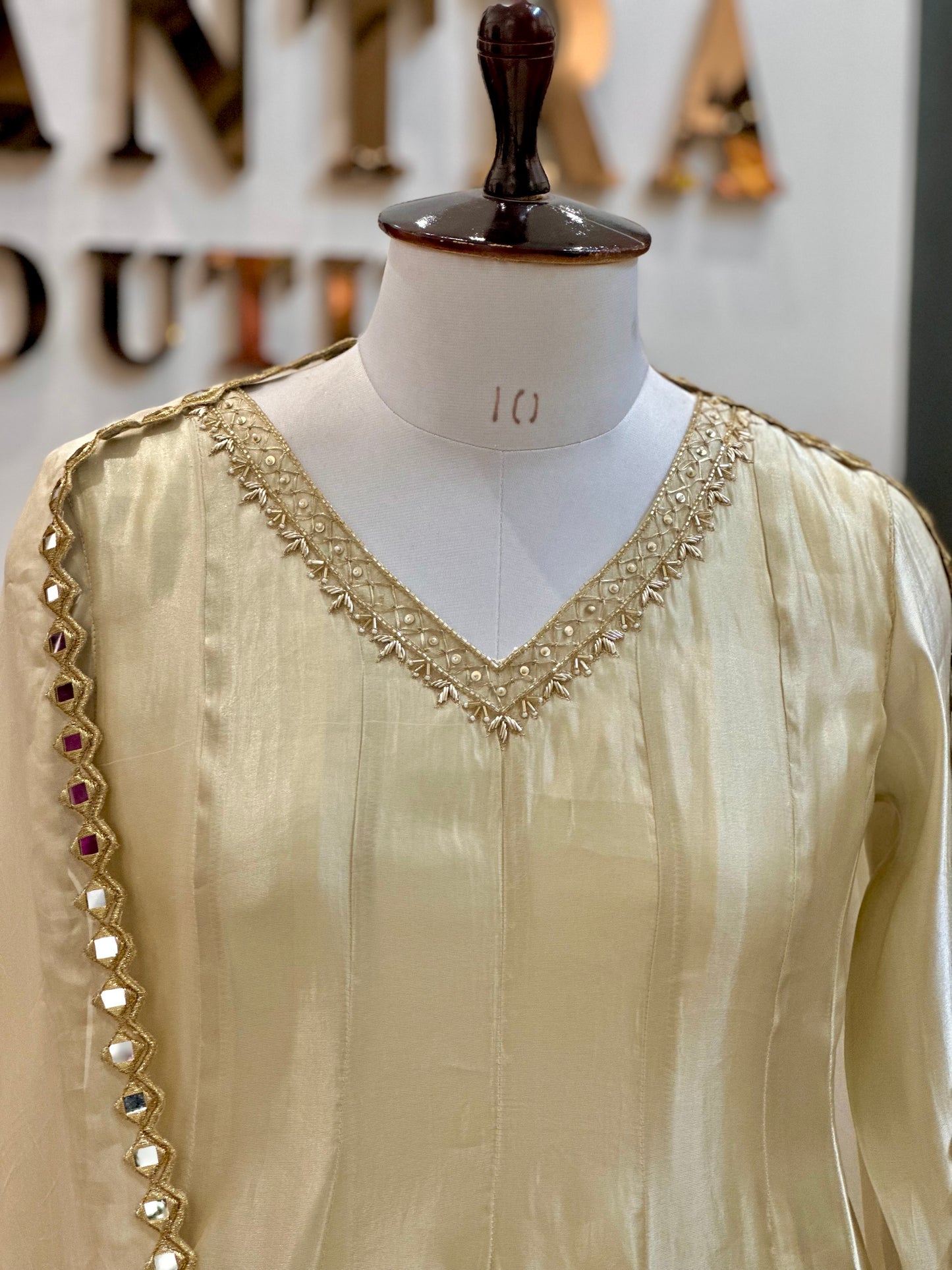 noor gold mirror work set