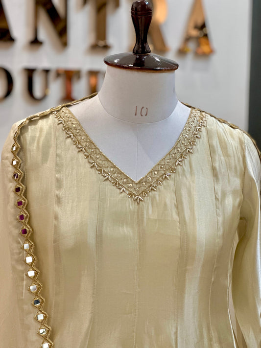 Noor Gold Mirror Work Set