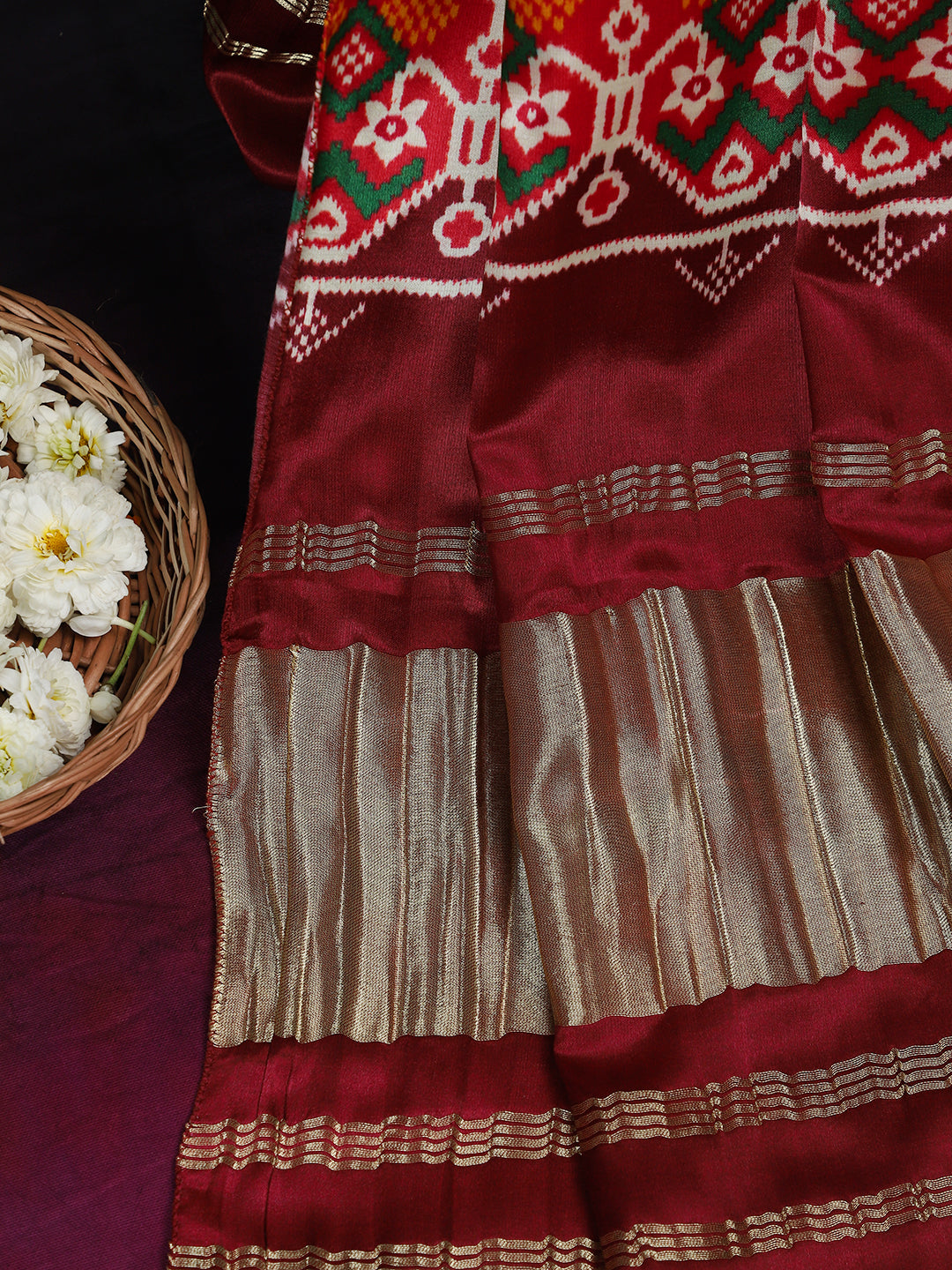 cream & maroon ikkat patola print dupatta
