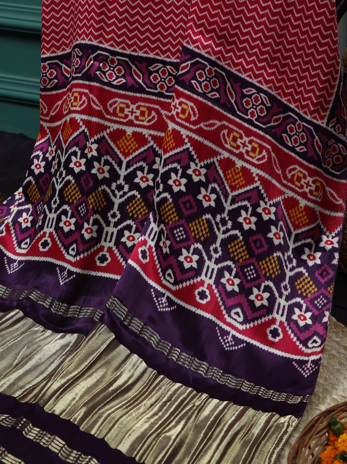 purple & rani ikkat patola print dupatta
