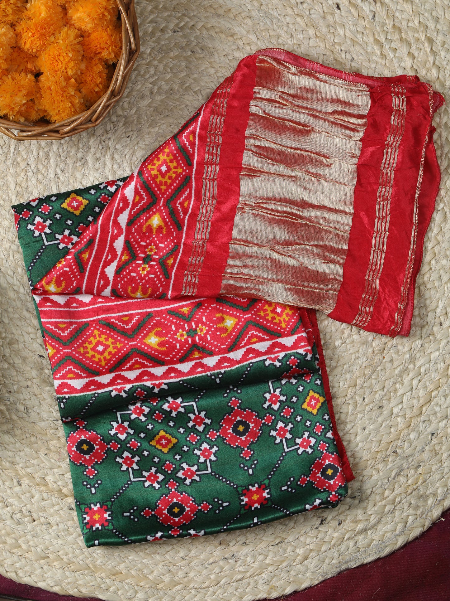 red & green ikkat patola print dupatta