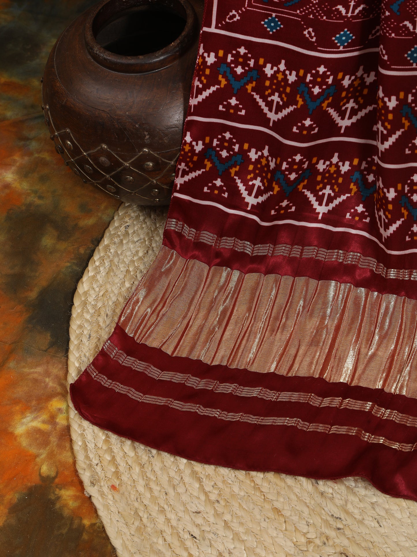 marron & black ikkat patola print dupatta