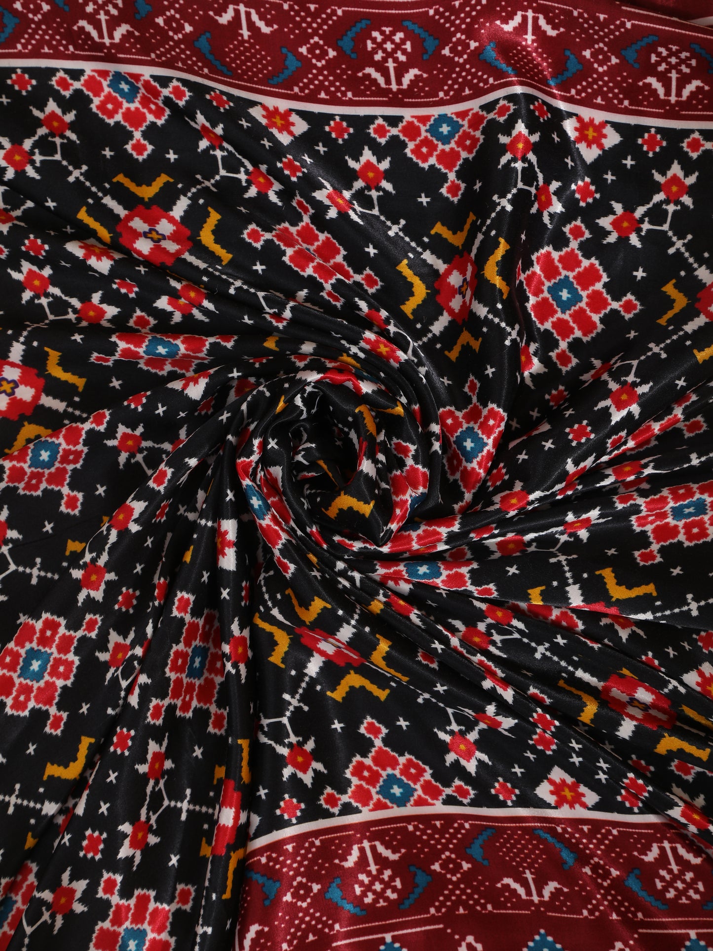 marron & black ikkat patola print dupatta