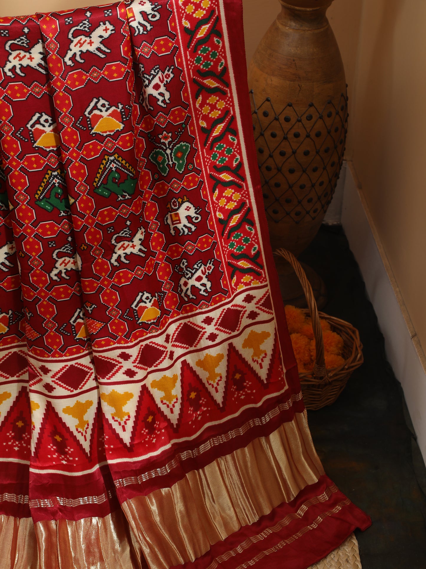 maroon ikkat patola print dupatta