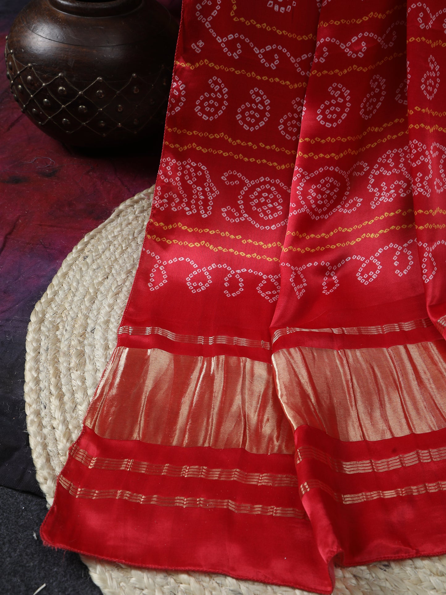red bandhani print dupatta