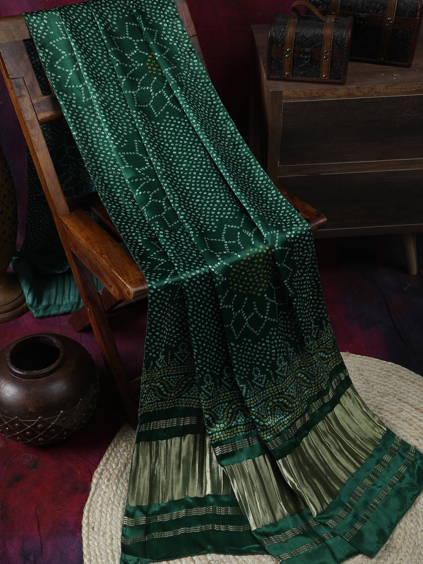 green suryamukhi bandhani print dupatta