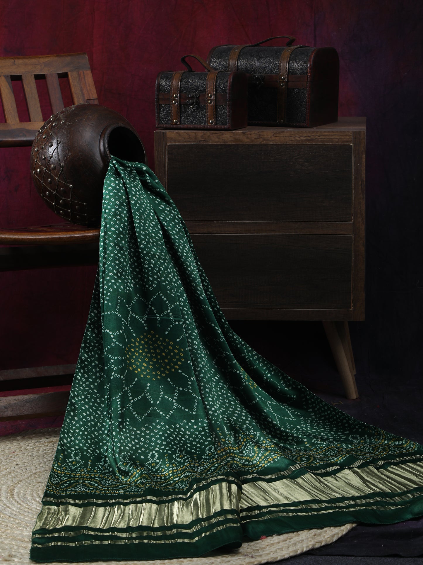 green suryamukhi bandhani print dupatta