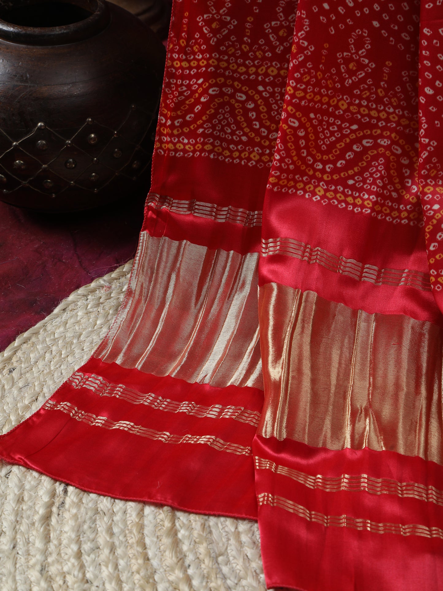 red suryamukhi bandhani print dupatta