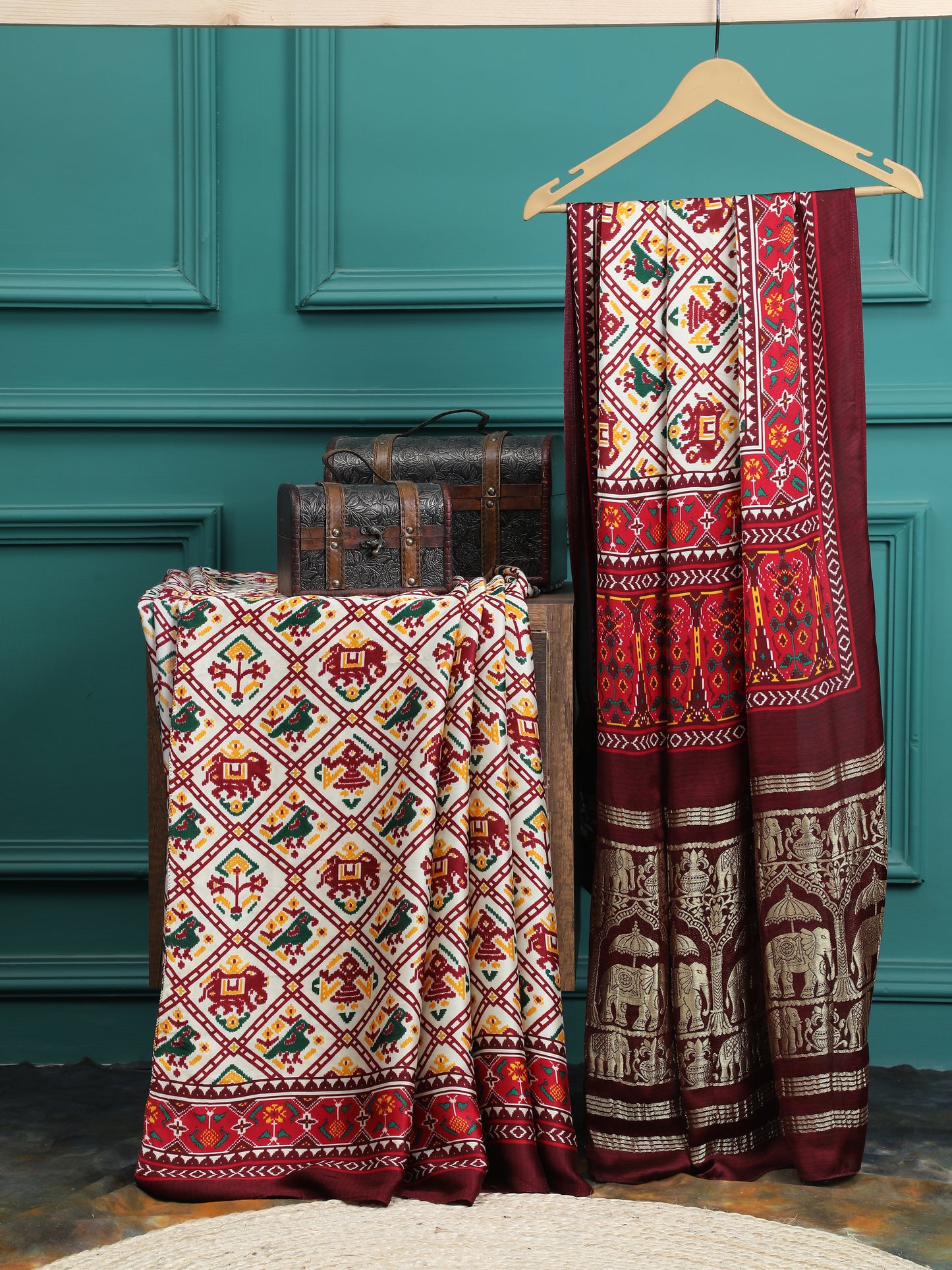 patola ikkat maroon & offwhite print saree with hathi banarasi pallu