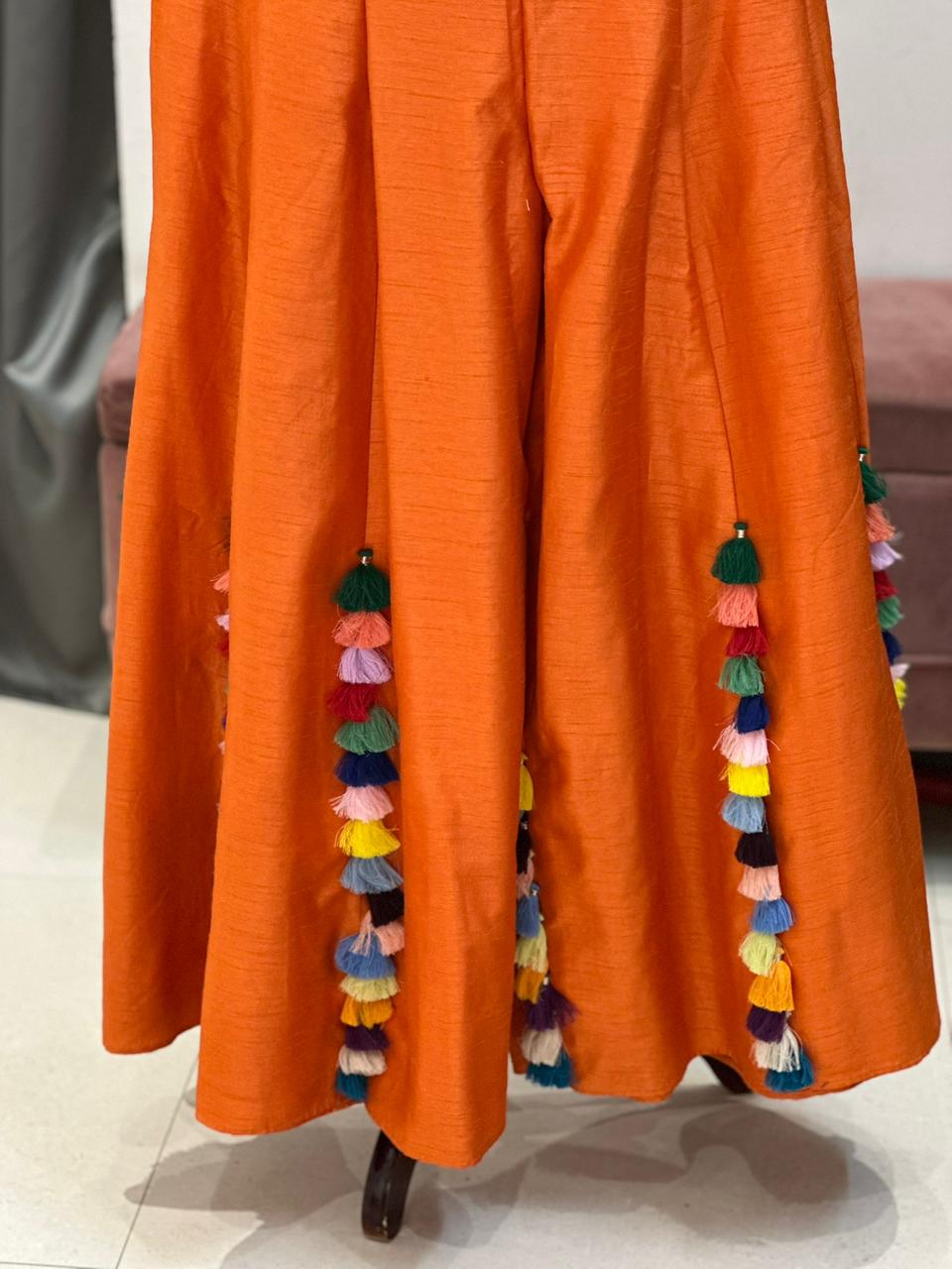 embroidered pants set