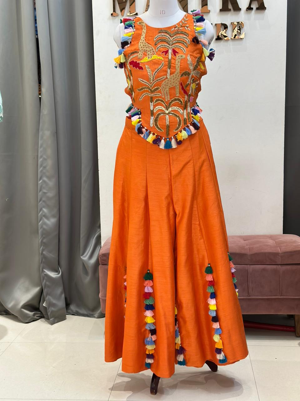 embroidered pants set